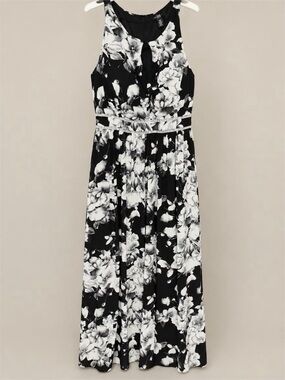 R&M Richards Black and White Floral Dress
